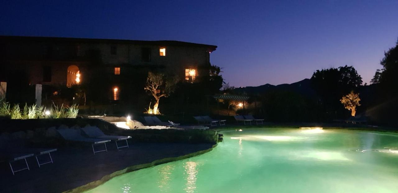 Hotel Podere Conti Filattiera Dış mekan fotoğraf