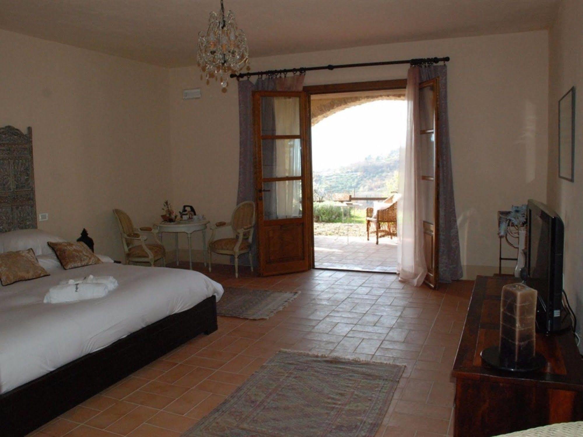 Hotel Podere Conti Filattiera Dış mekan fotoğraf