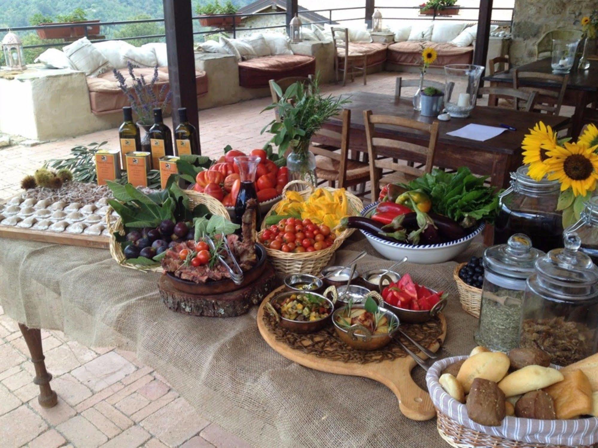 Hotel Podere Conti Filattiera Dış mekan fotoğraf
